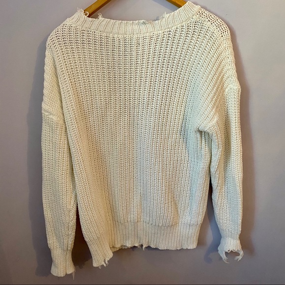 FOREVER 21 knit cream oversized frayed sweater - Picture 3 of 3